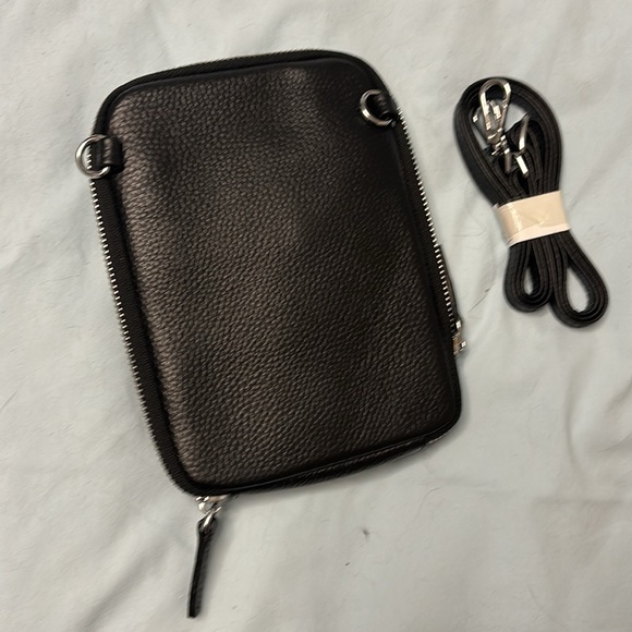 Leather crossbag - Picture 6 of 12